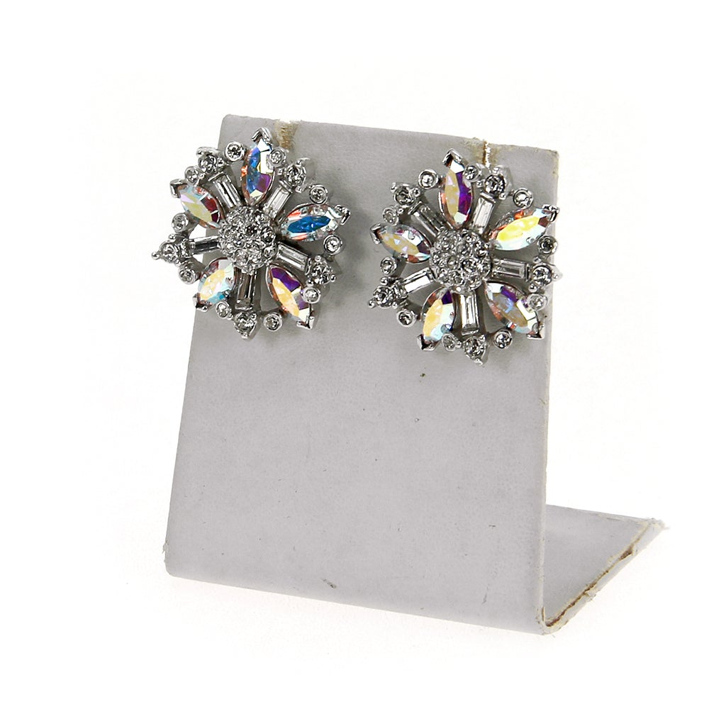 Shop Earrings Online  Gold Silver Pearls Beaded  More  Lovisa